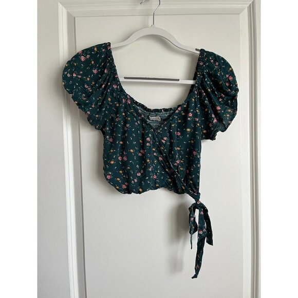 Crop Top - Picture 1 of 2